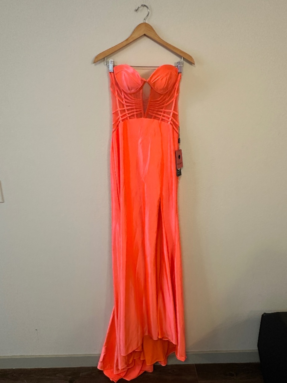 Juliet JT2674R Neon Orange Strapless Corset Prom Gown Size 8 NWT